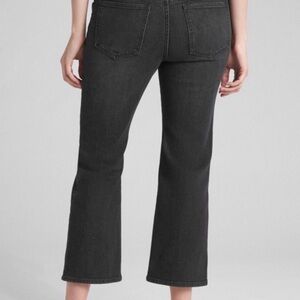 Gap Maternity Full Panel Crop Kick Jeans